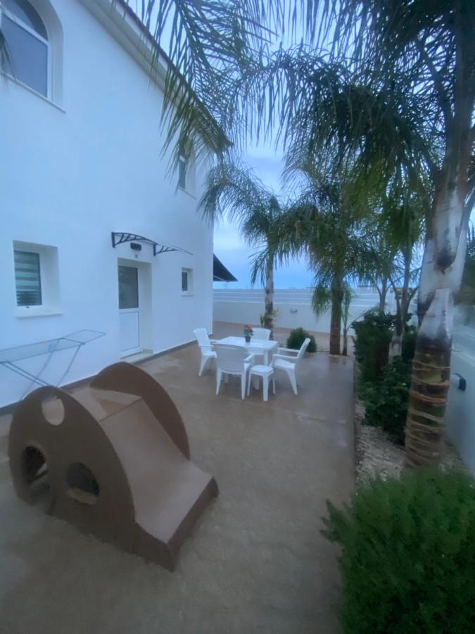 Mario - 2min Walk From Kapparis Ferienhaus *